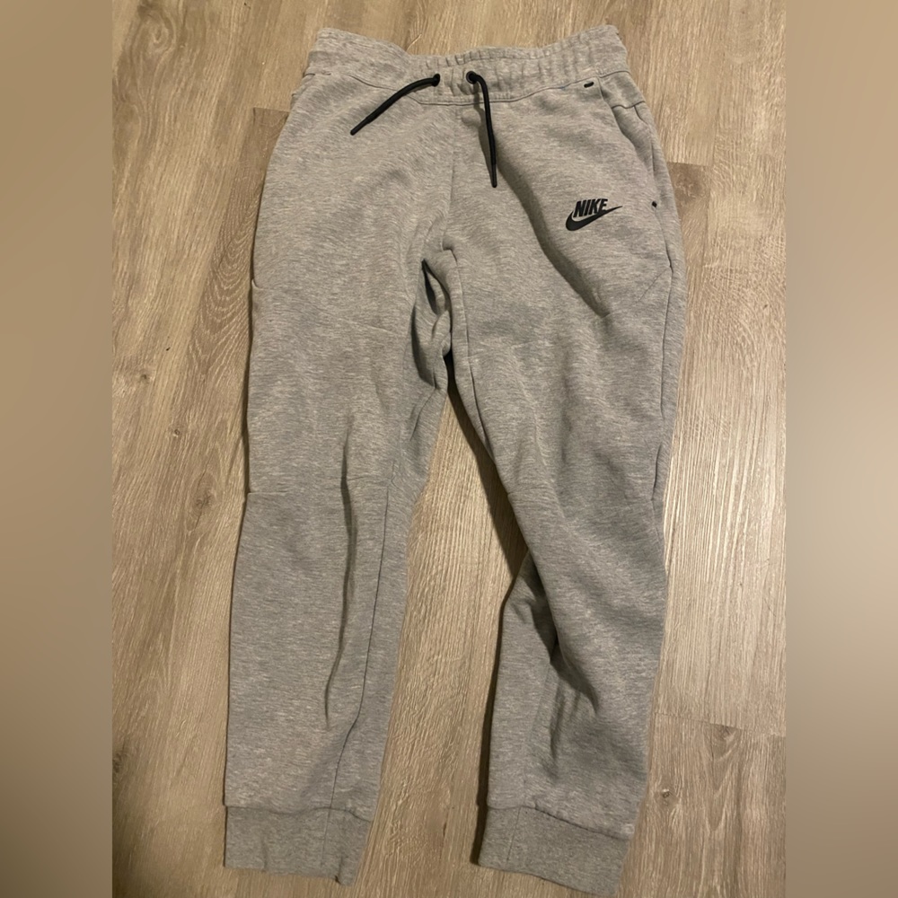 nike tech pants